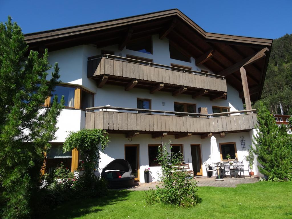 Appartementhaus St. Martin Seefeld in Tirol Cameră foto